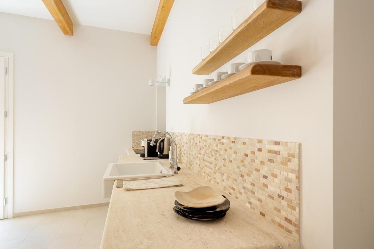 La Via Rooms And Terrace Olbia Bagian luar foto