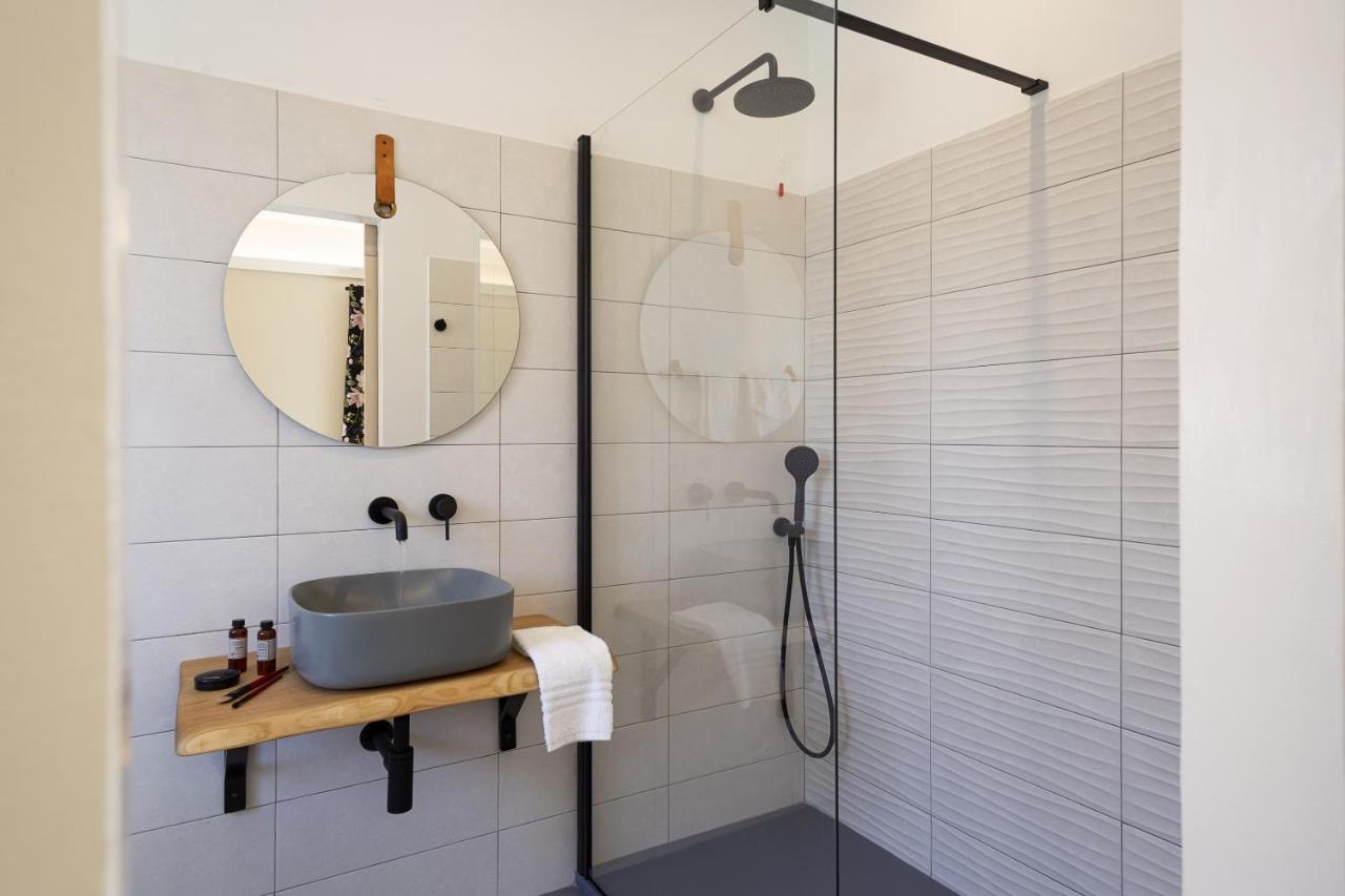 La Via Rooms And Terrace Olbia Bagian luar foto